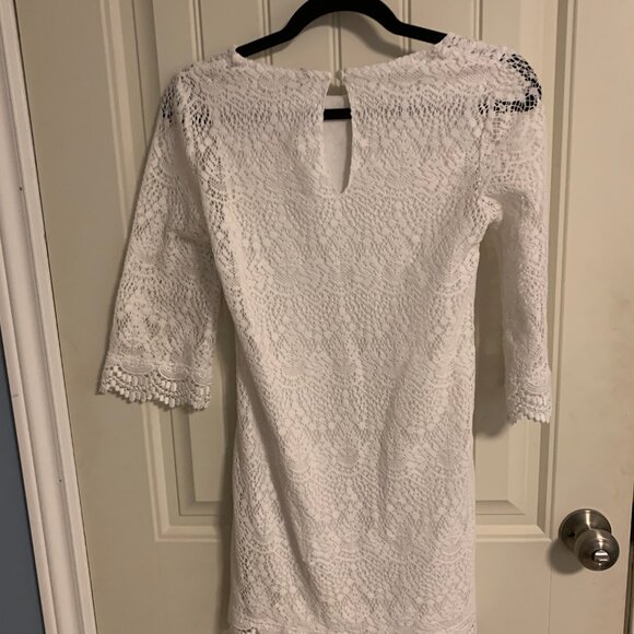 Divided White Lace Dress - Picture 5 of 9